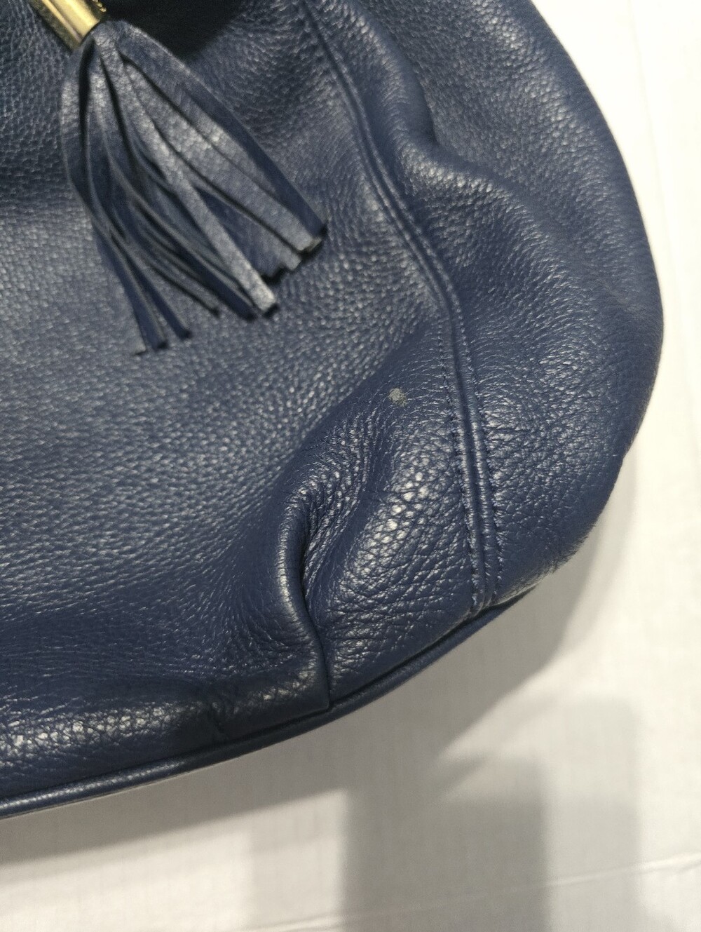 MK Michael Kors Navy Blue Shoulder Bag Purse Gold Tone Hardware Tassle Magnet - Picture 7 of 16